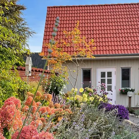 Ferienhaus Emil *